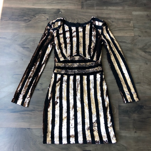 Black and Gold Dress (Zhivago look a like) - Picture 4 of 8